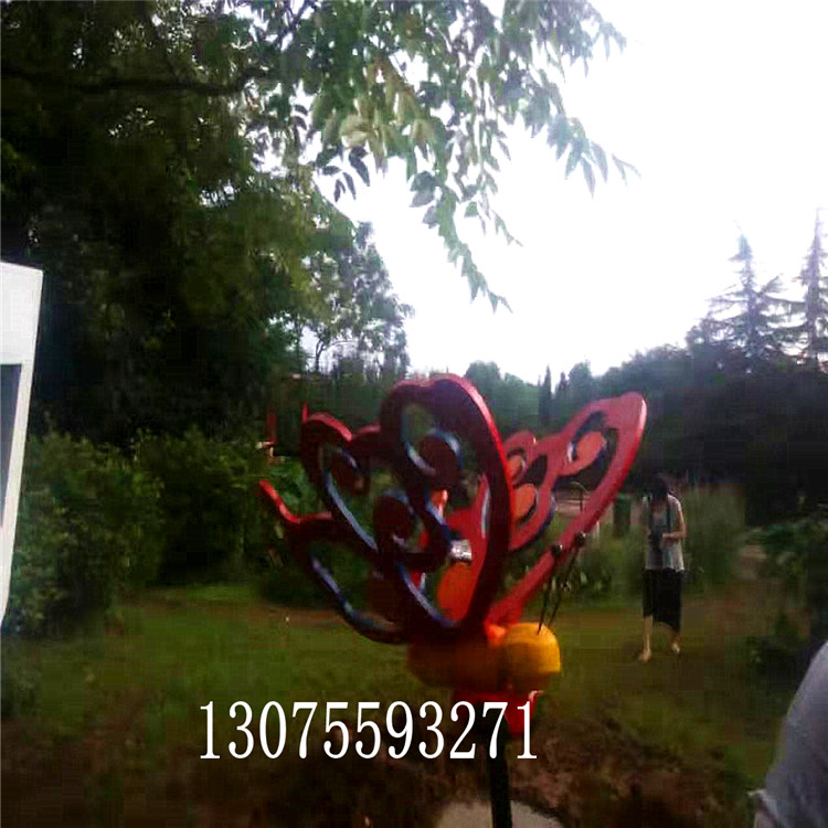 武汉雕塑苏公司:铜浮雕的分类